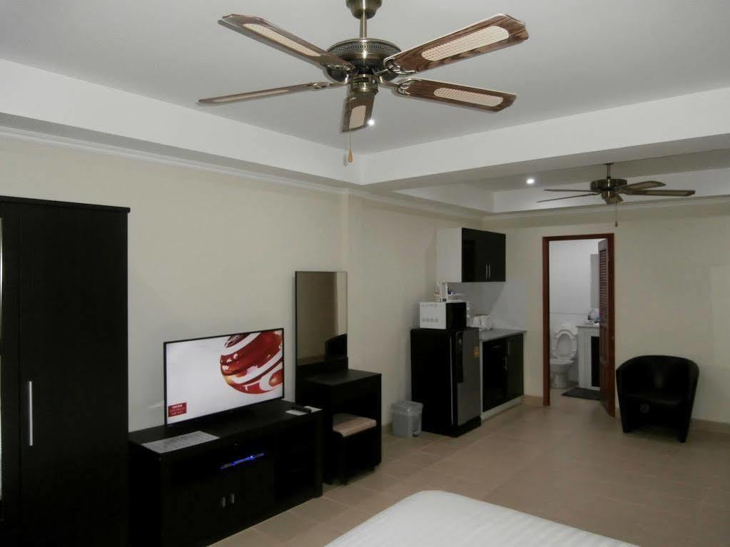 פאטאיה The Classroom Hotel מראה חיצוני תמונה